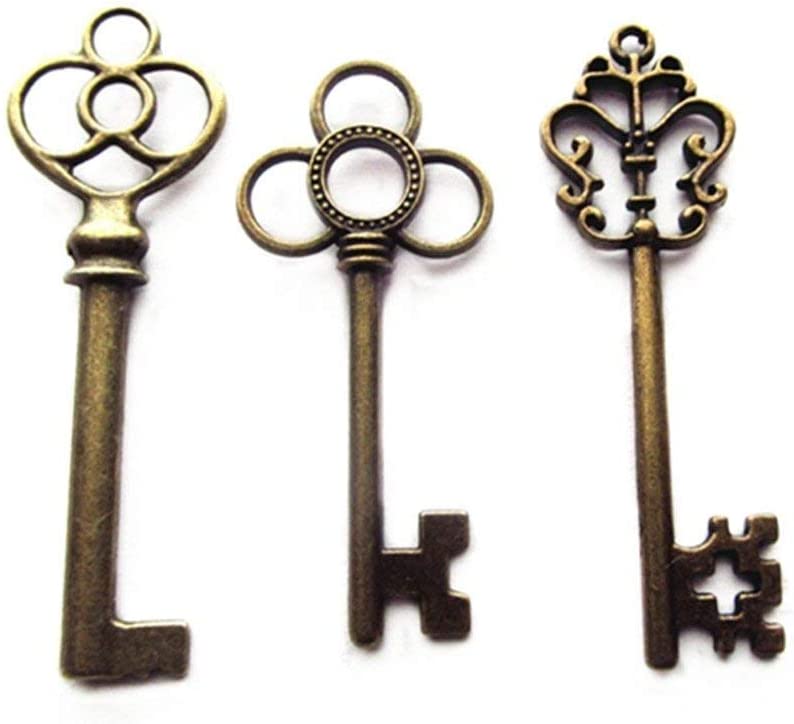 Aokbean Mixed Set of 30 Large Skeleton Keys in Antique Bronze - Set of 30 Keys